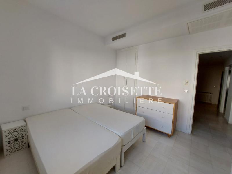 Triplex S+4 avec piscine à Gammarth